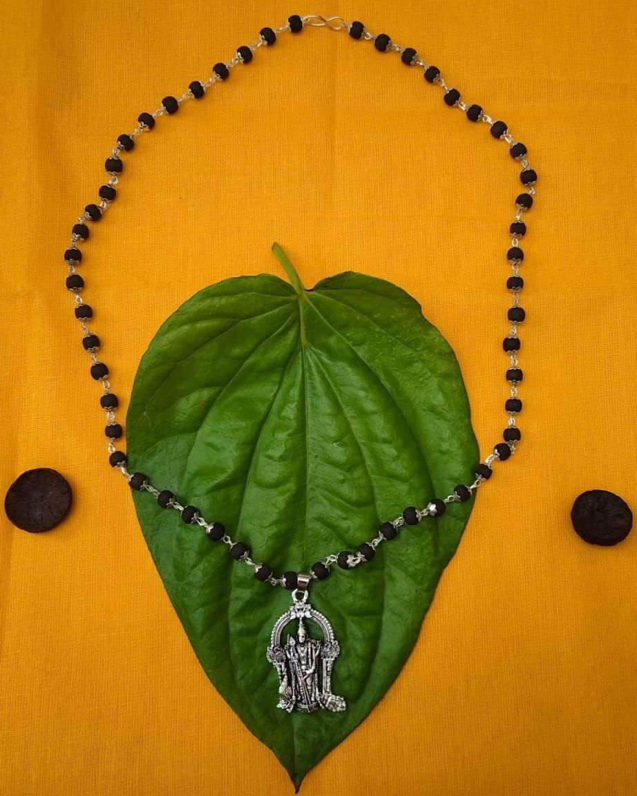 Karungali Mala With Murgan Locket - Tshirt - HUB